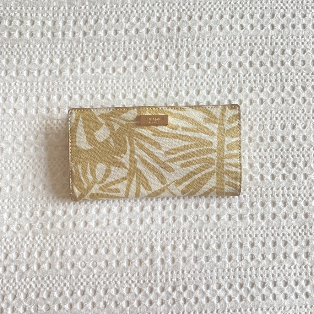 Kate Spade Slim Bifold Wallet